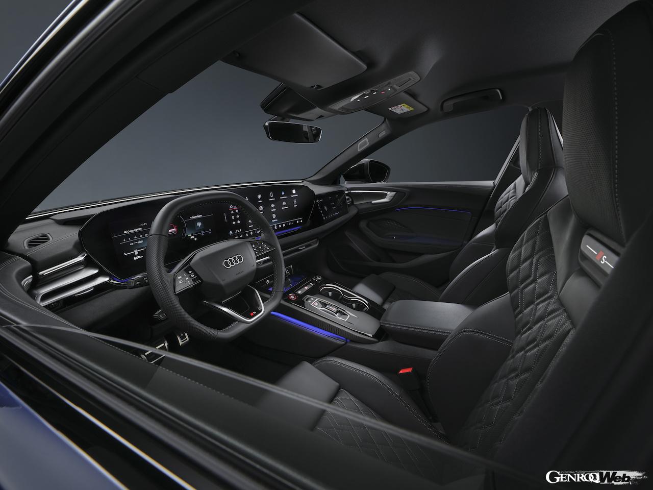 新型「アウディ S5 セダン」のインテリア。