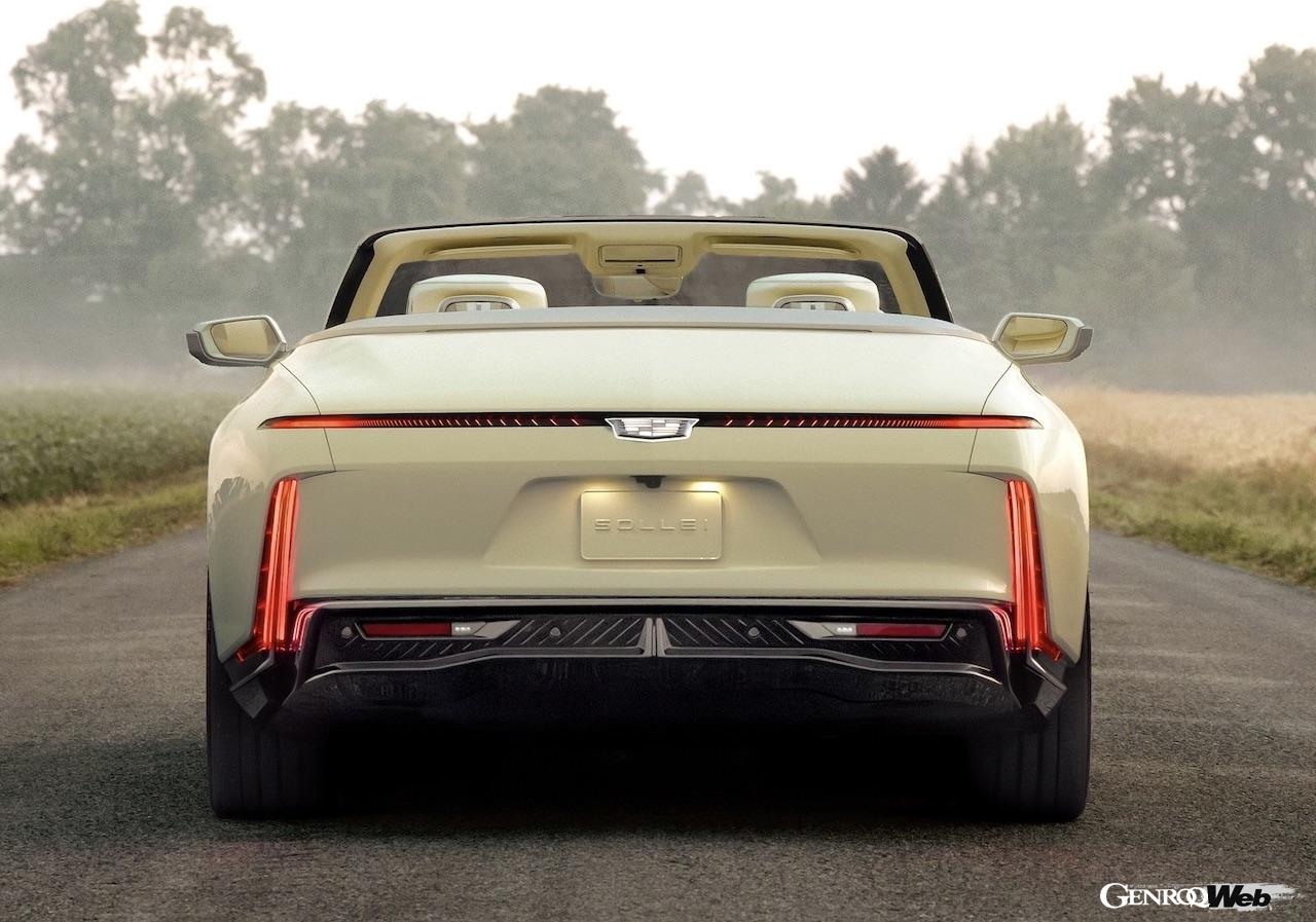 フル電動デザインコンセプト「キャデラック ソレイ」のエレガントなエクステリア。