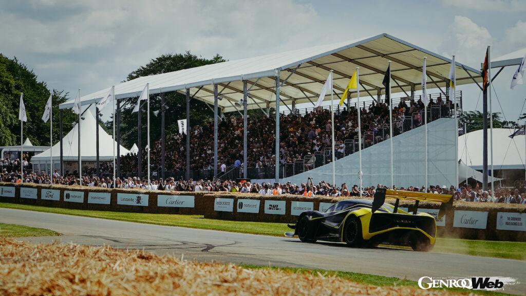 ワンオフモデルとして製作されたサーキット専用モデル「エヴァイヤ X」がグッドウッドに初登場し、エメヤやエヴァイヤと共に、ヒルクライムコースで走行シーンを披露した。