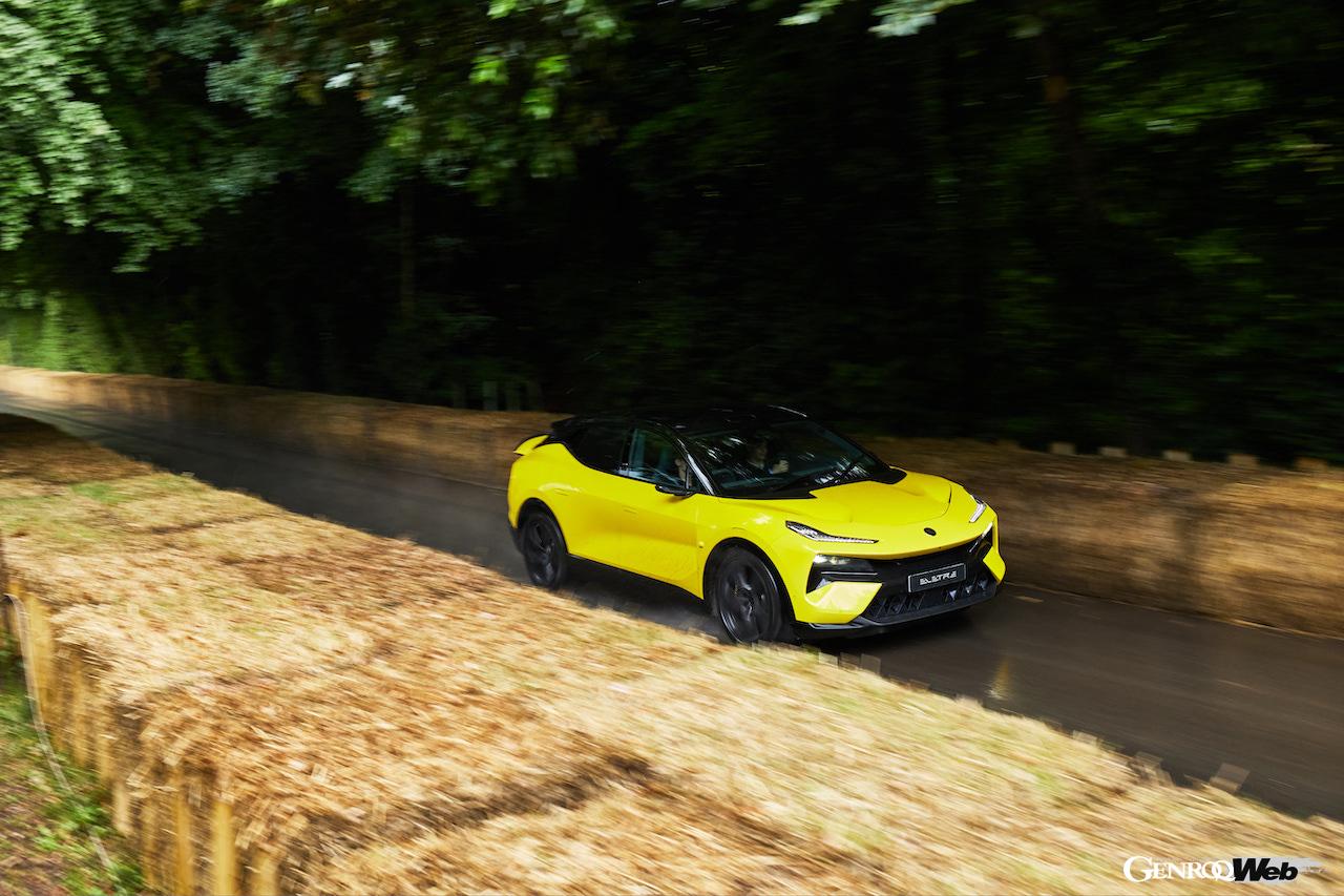 グッドウッドのヒルクライムコースを疾走する「エメヤ」。