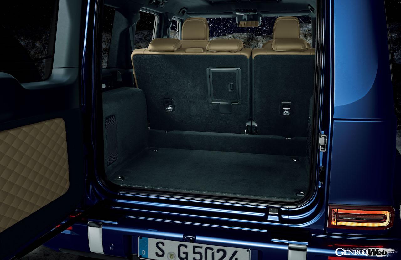 「メルセデス・ベンツ G 450 d ローンチエディション」のラゲッジルーム。