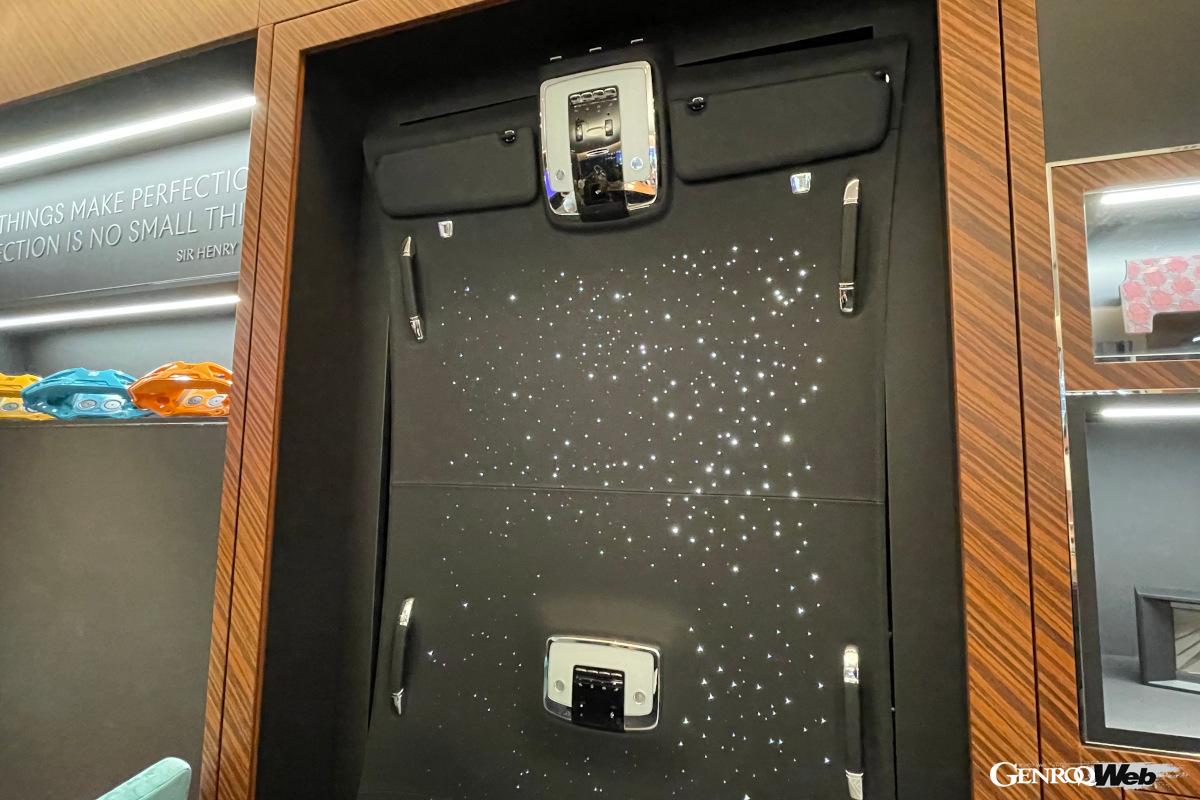 リラックスできるスピークイージー・バー。ビスポークの意欲を掻き立てるアトリエとキャビネット・オブ・キュリオシティ。