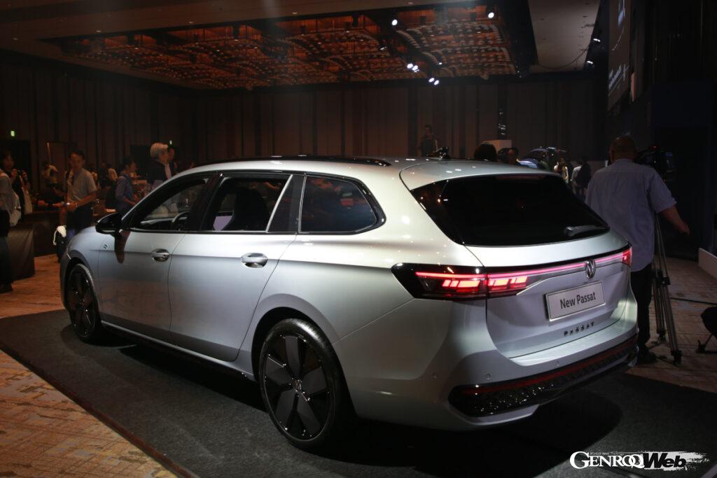 新型パサートは、48Vマイルドハイブリッド、クリーンディーゼル、プラグインハイブリッドと、多彩なパワートレインを展開する。