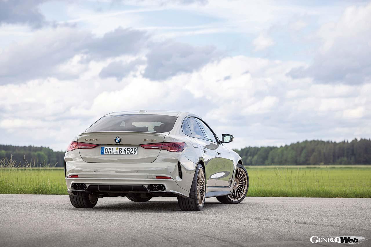 アルピナの中核モデルB4グランクーペおよびB3リムジン／ツーリングがマイナーチェンジを果たした。車名に新たに「GT」を冠した2モデルはエンジン出力とシャシーの向上が図られている。B4 GTグランクーペを中心にインプレッションをお届けしよう。
