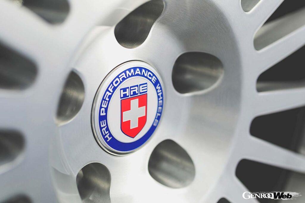 アメリカン鍛造ホイール界で最大手かつ最高峰として認知されるのがHREだ。大規模生産工場を有しながらも小回りの良さが特徴で、基本的にはフルオーダーメイドに対応する。