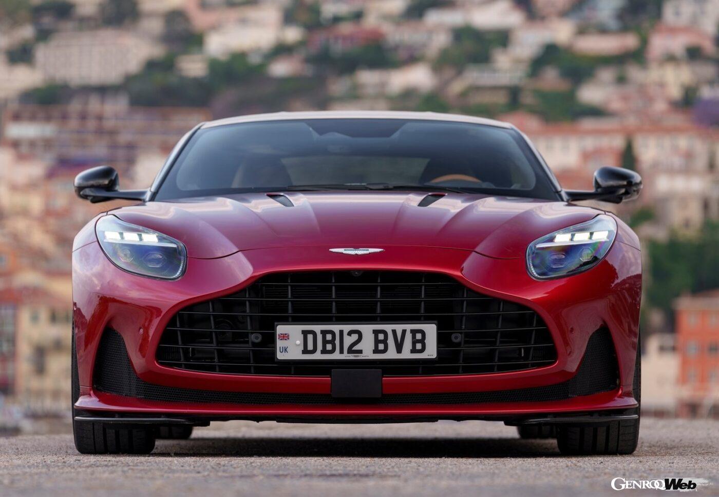 アストンマーティン DB12