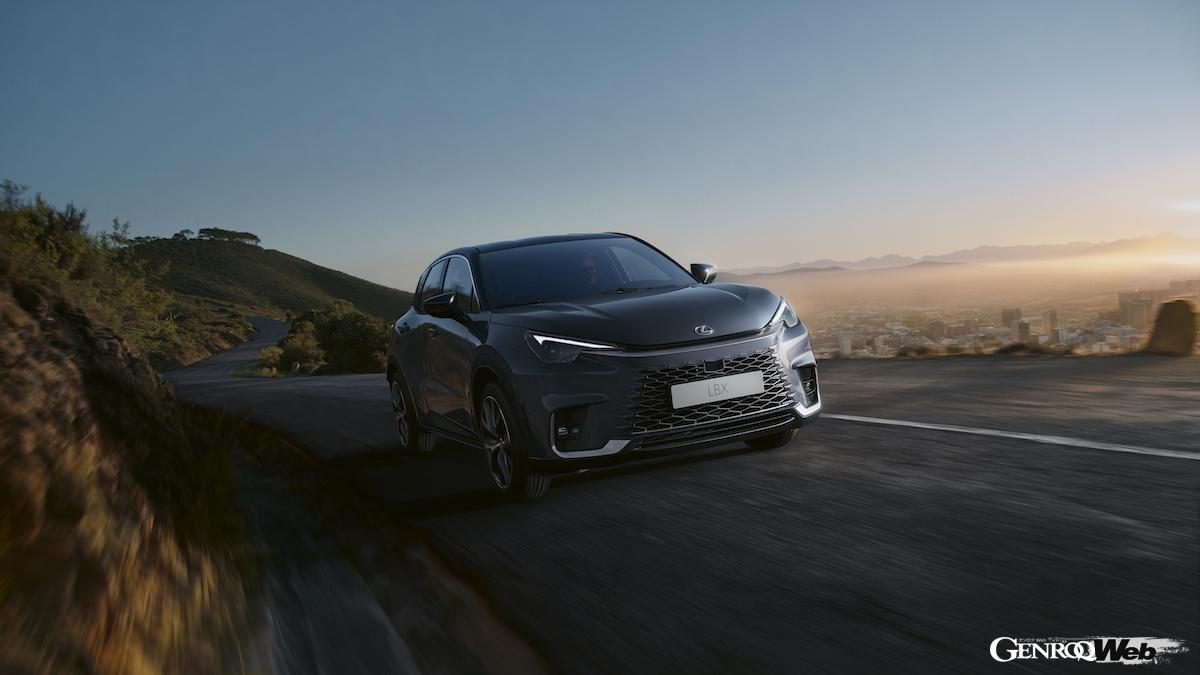 レクサス LBX