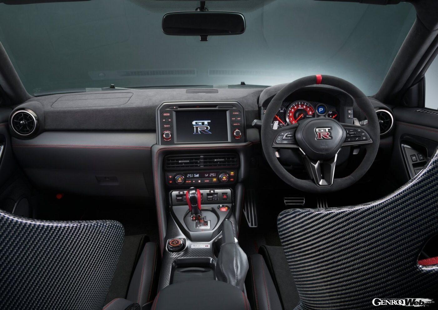 日産 GT-R NISMO