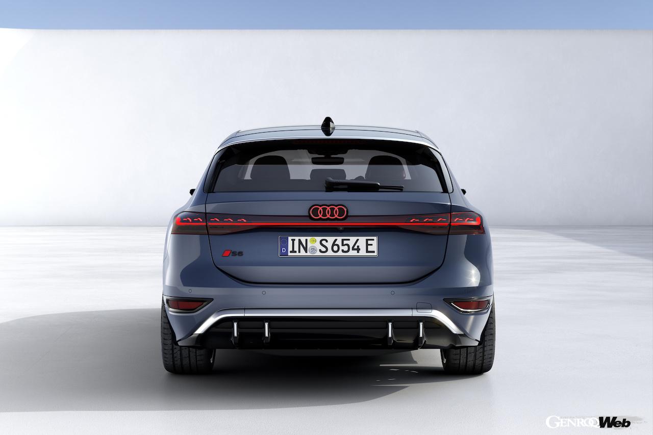新型「アウディ S6 アバント e-tron」のエクステリア。
