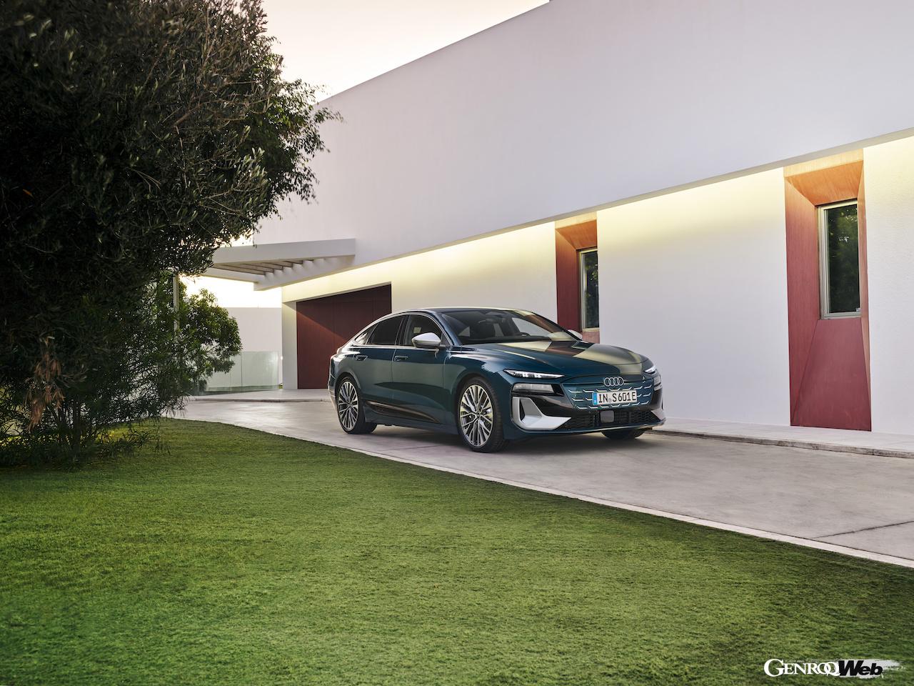 新型「アウディ S6 スポーツバック e-tron」のエクステリア。