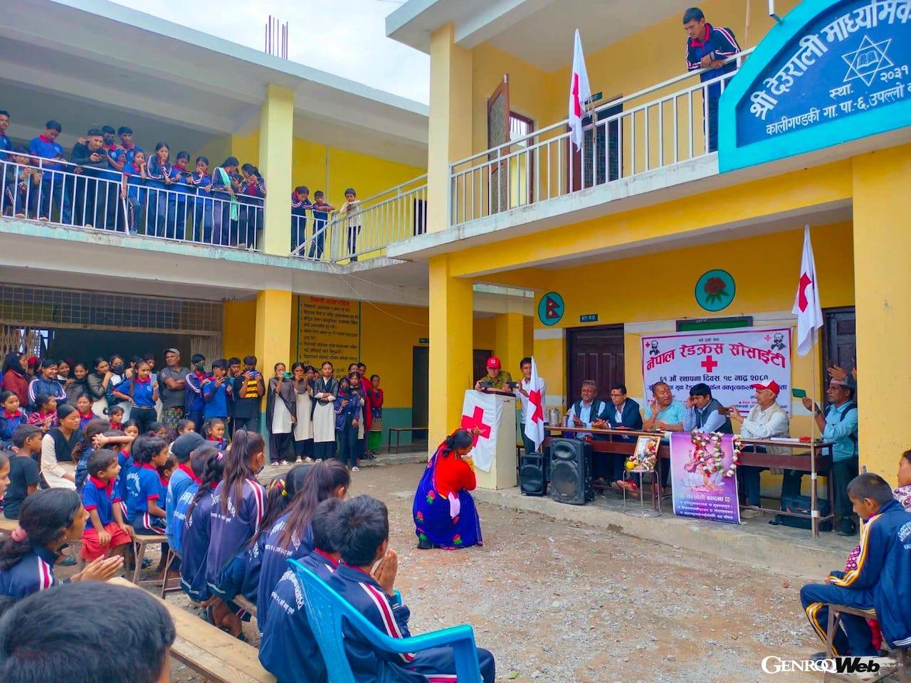 世界中の生活困難地位において、70年にわたり、様々な支援活動を行ってきたディフェンダー。