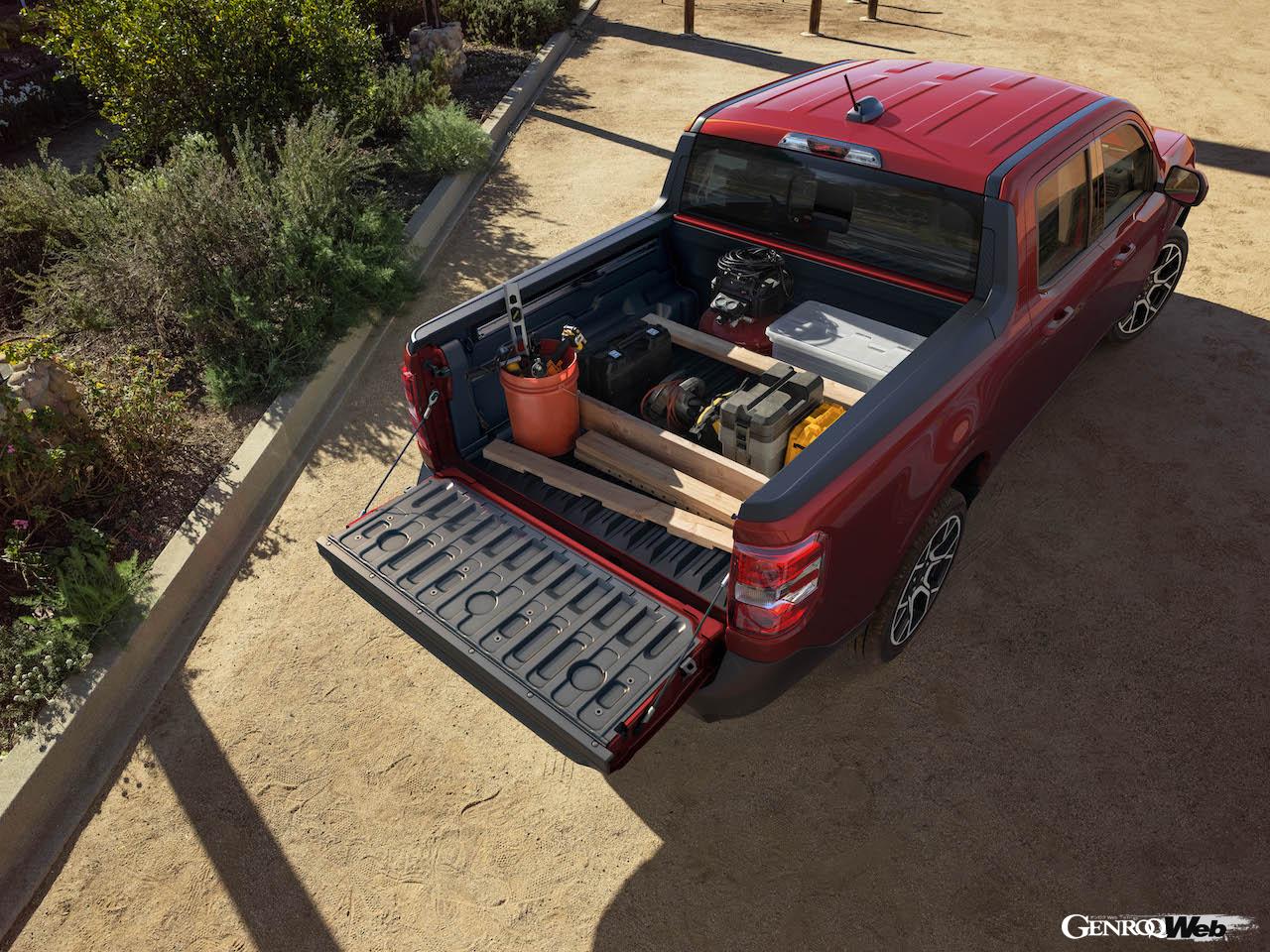 コンパクトピックアップ「フォード マーベリック」の2025年モデルの便利機能。