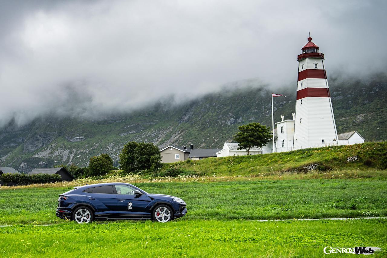 夏のノルウェーを舞台に、参加者は「ランボルギーニ ウルス S」をドライブ。各地で美しい景観や極上の食事をたっぷり堪能した。