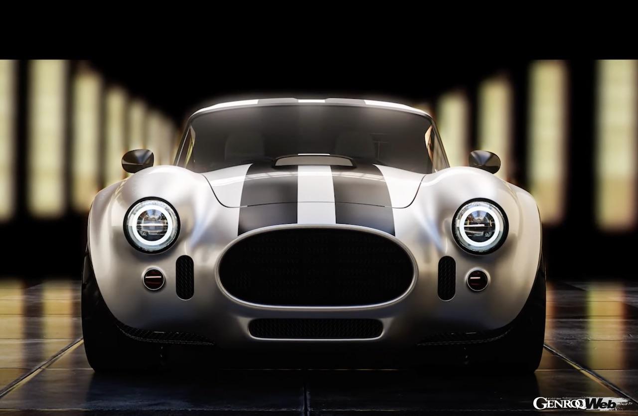 ACカーズは、量産モデルとしては初めてクローズドボディを導入した「AC コブラ GT クーペ」を初公開した。