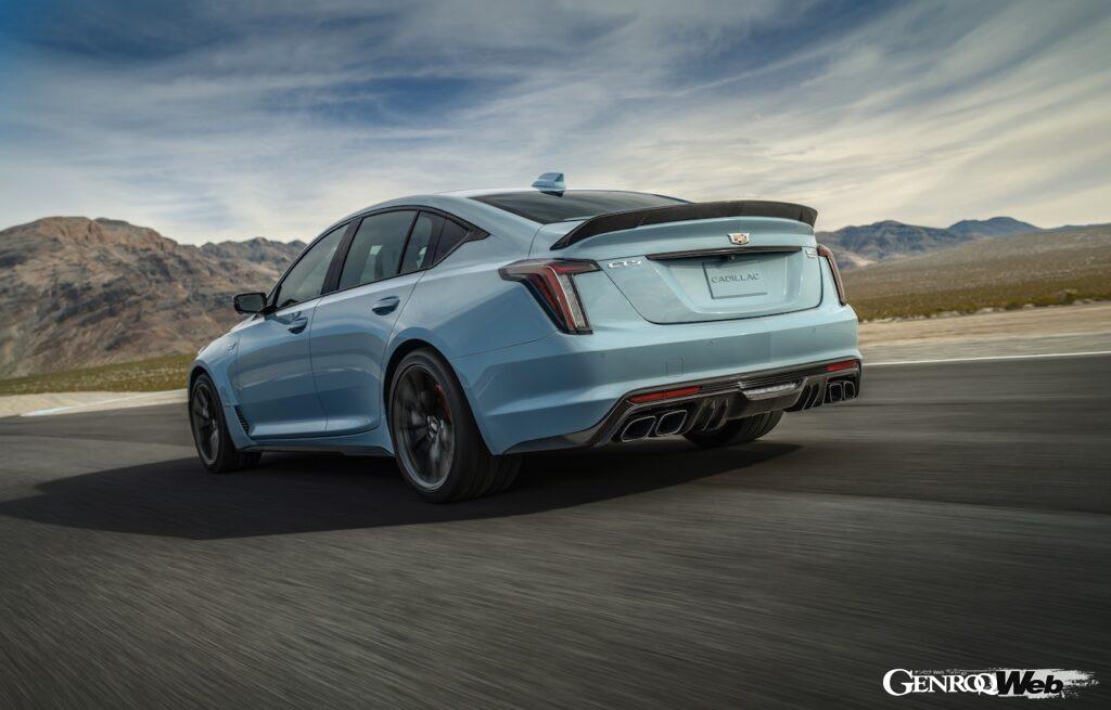 最高出力677PSの「キャデラック CT5-V ブラックウィング」に