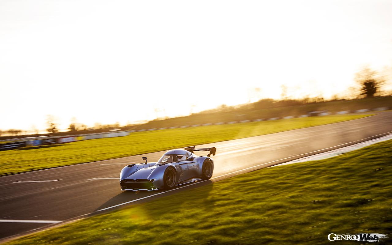 ホームコースのキャッスル・コーム・サーキットにおいて、54秒559のラップレコードを記録した、マクマートリー スピアリング ピュア。