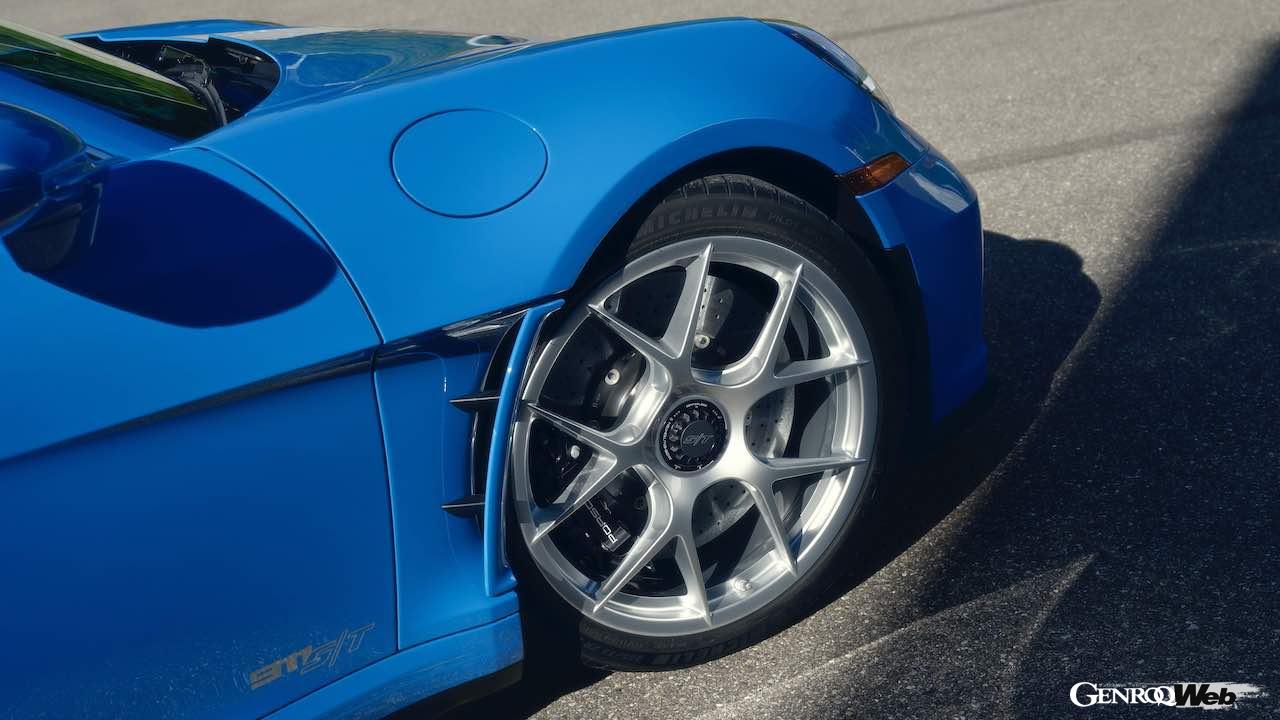 世界的なポルシェ・コレクターのホルヘ・カル二チェロが、ソンダーバーシュにオーダーして完成した「ポルシェ 911 S/T」。