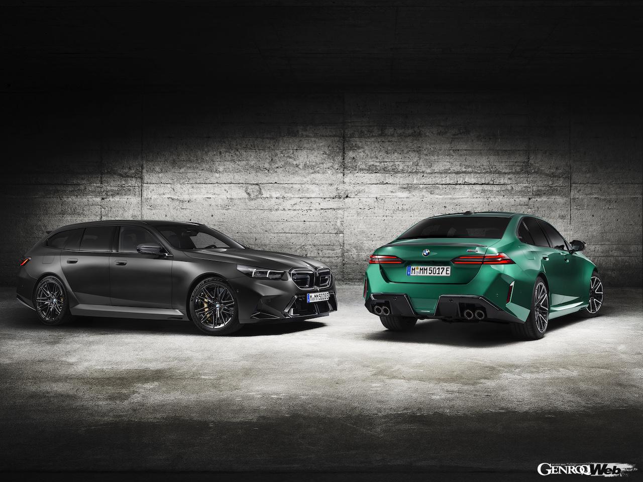新型「BMW M5 ツーリング」と「BMW M5 セダン」。