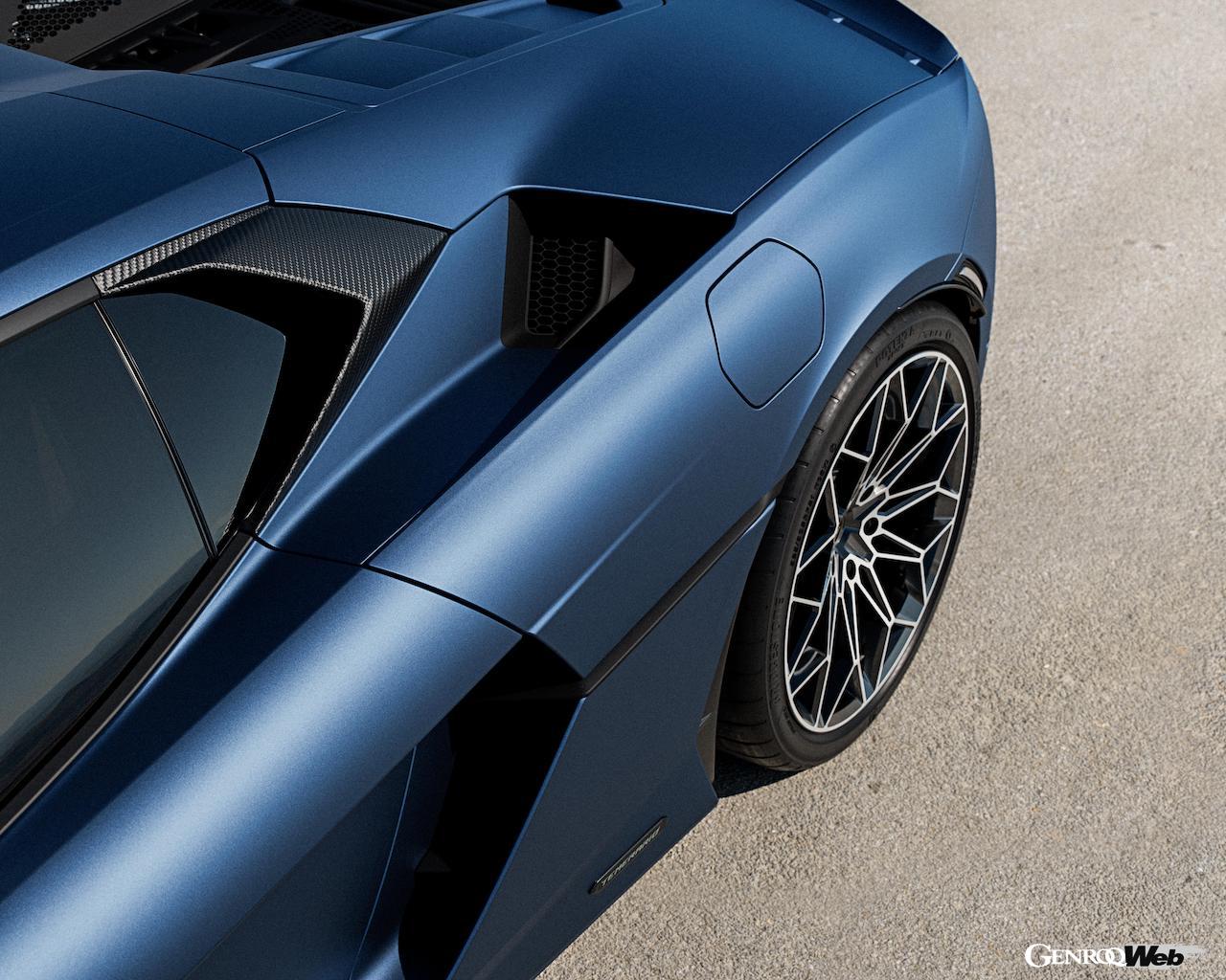 ハイブリッドパワートレインを搭載する「ランボルギーニ テメラリオ」のエクステリア。