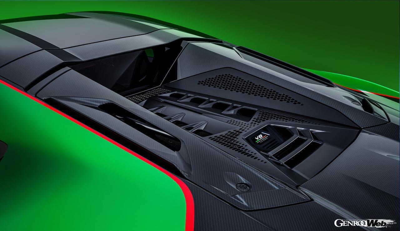 ハイブリッドパワートレインを搭載する「ランボルギーニ テメラリオ」のエクステリア。