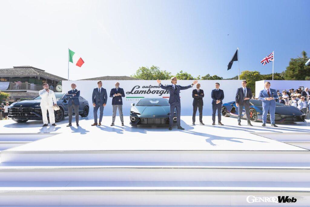 ザ・クエイルにおいて、ステファン・ヴィンケルマン会長兼CEOによってアンベールされた「ランボルギーニ テメラリオ」。