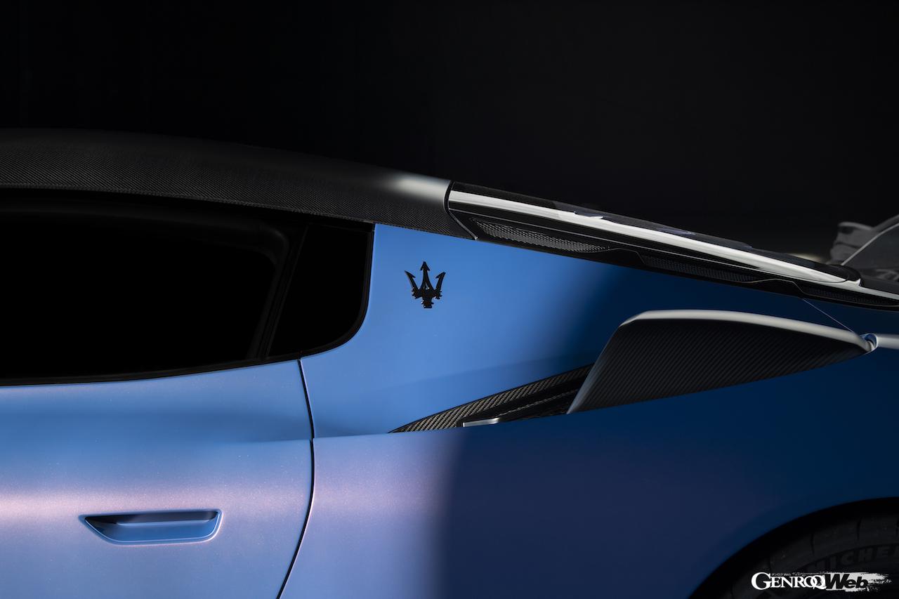 公道走行可能なレーシングカー、「マセラティ GT2 ストラダーレ」のエクステリア。