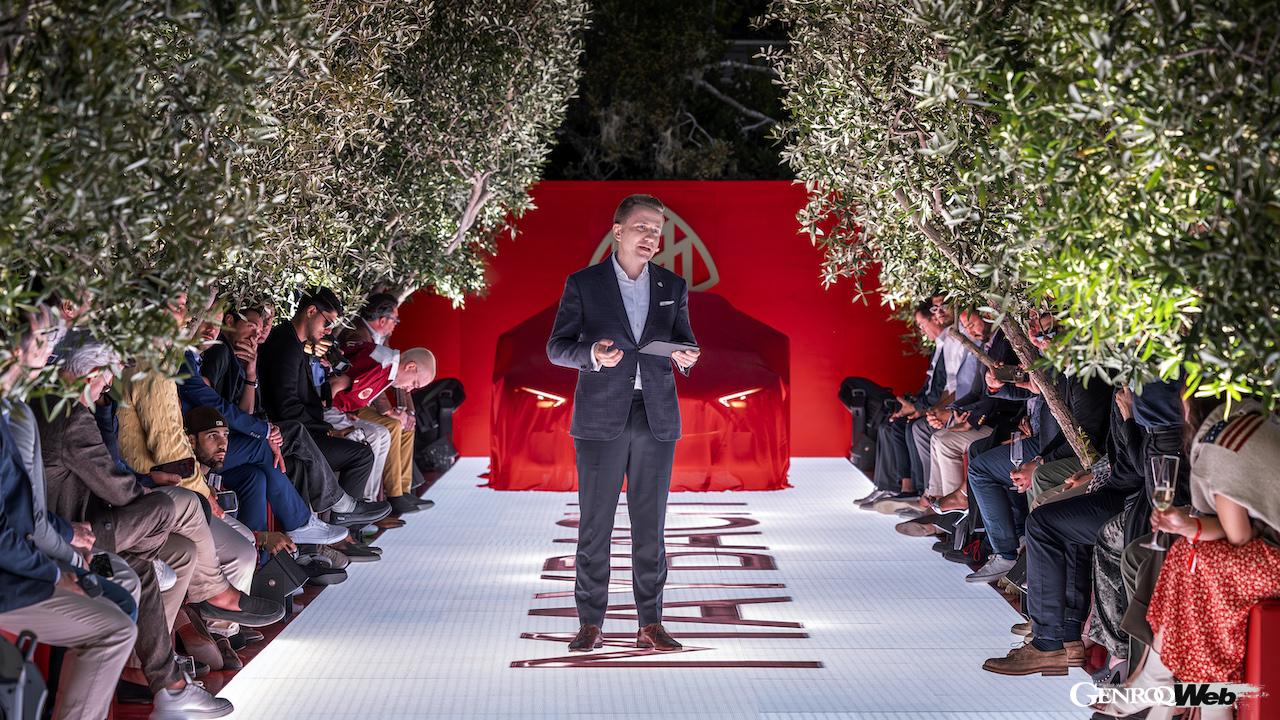 「メルセデス・マイバッハ SL 680 モノグラム シリーズ」のワールドプレミアイベント。