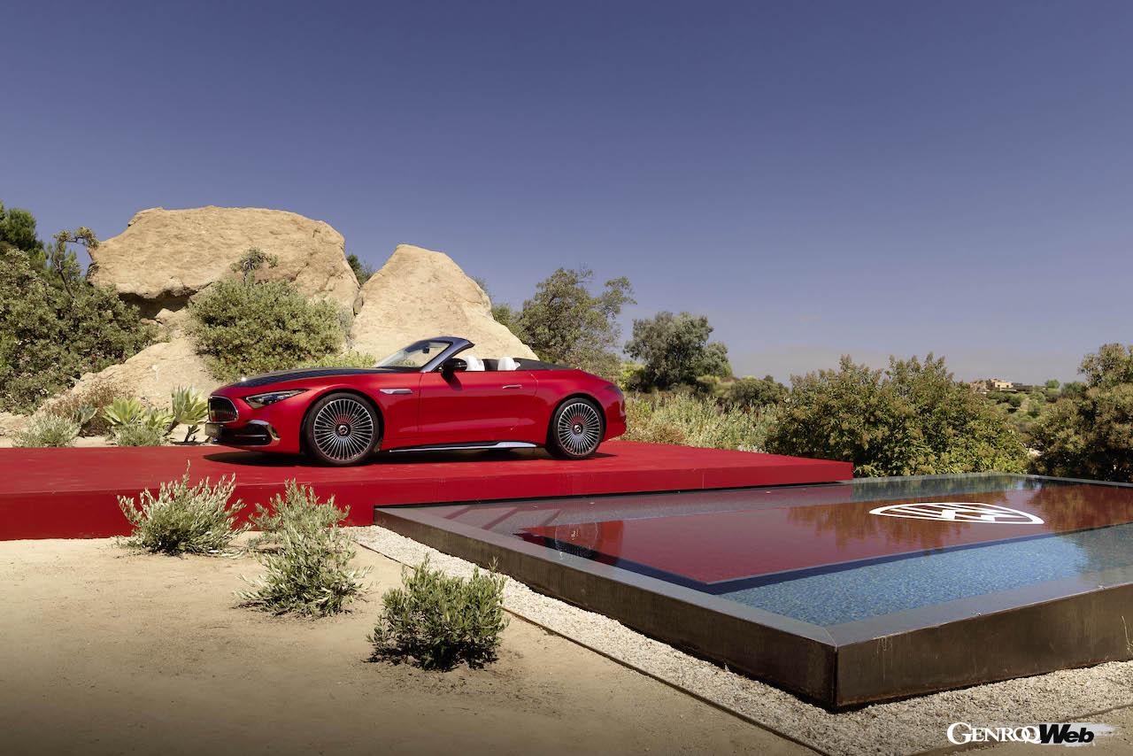 「メルセデス・マイバッハ SL 680 モノグラム シリーズ レッド・アンビエンス」のエクステリア。