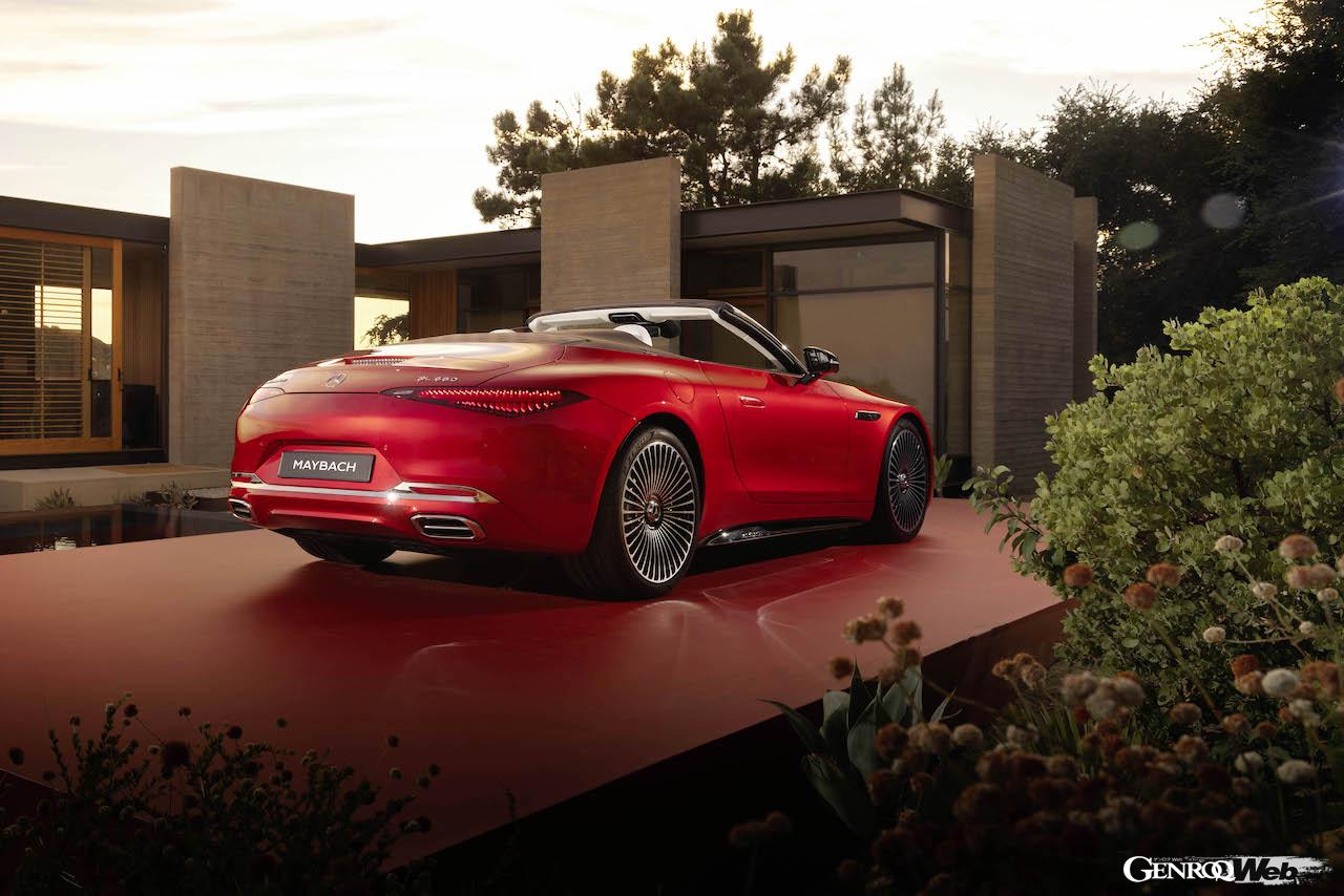 「メルセデス・マイバッハ SL 680 モノグラム シリーズ レッド・アンビエンス」のエクステリア。