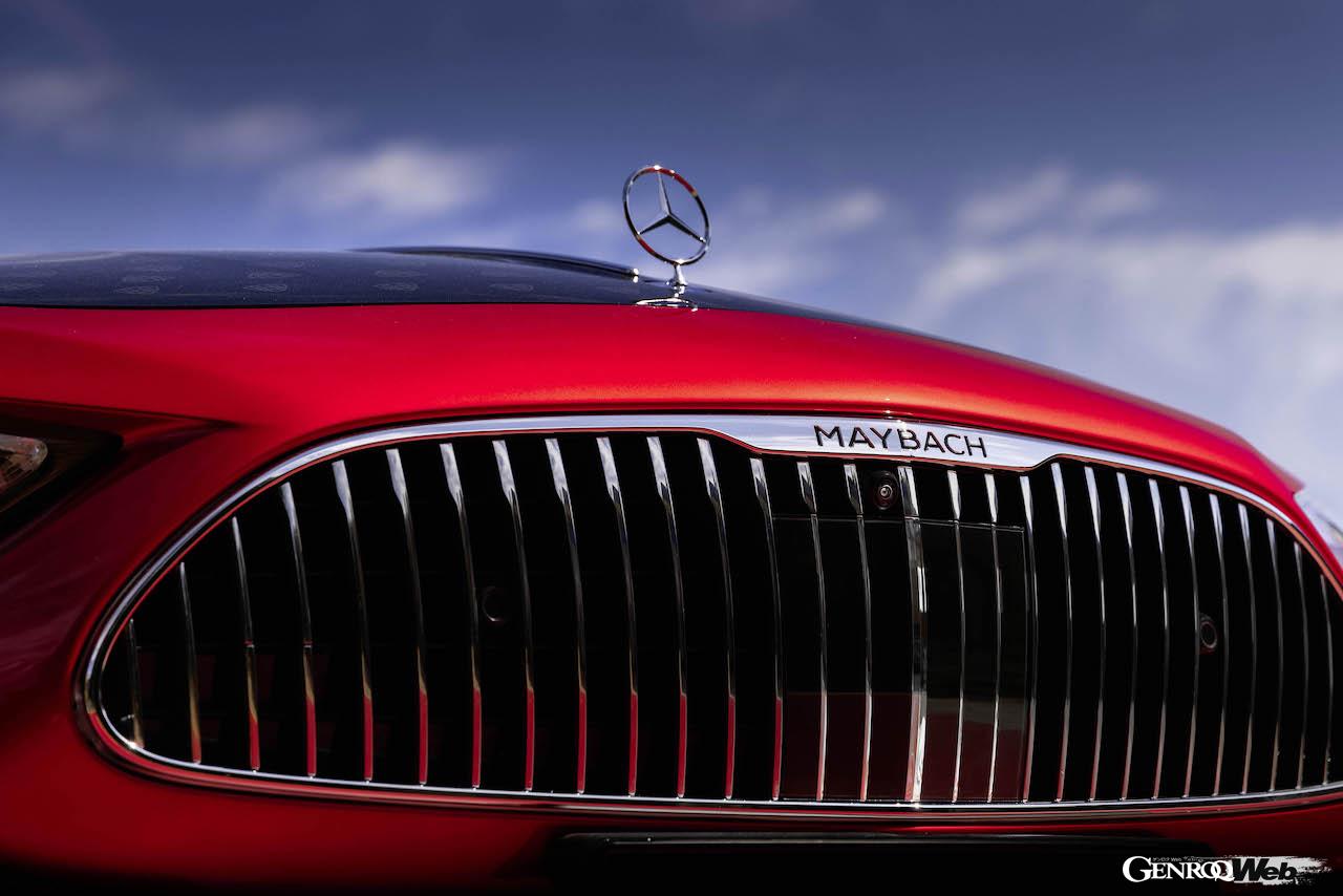 「メルセデス・マイバッハ SL 680 モノグラム シリーズ レッド・アンビエンス」のエクステリア。