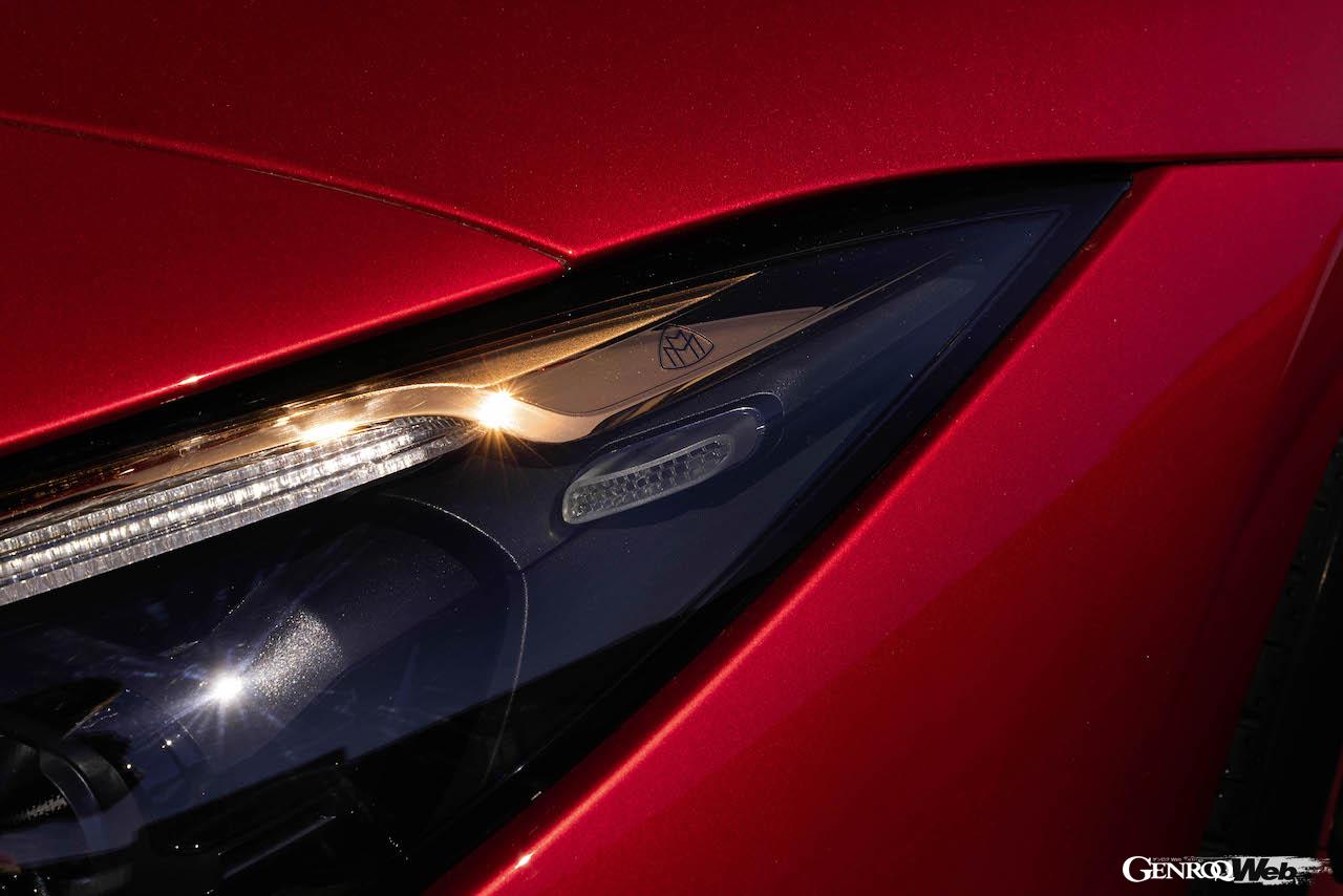 「メルセデス・マイバッハ SL 680 モノグラム シリーズ レッド・アンビエンス」のエクステリア。