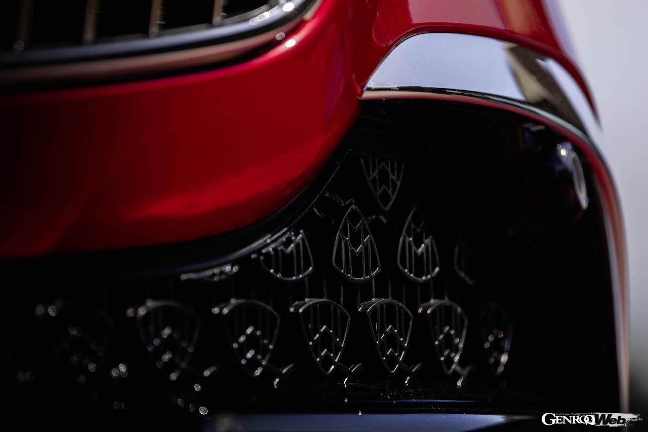 「メルセデス・マイバッハ SL 680 モノグラム シリーズ レッド・アンビエンス」のエクステリア。