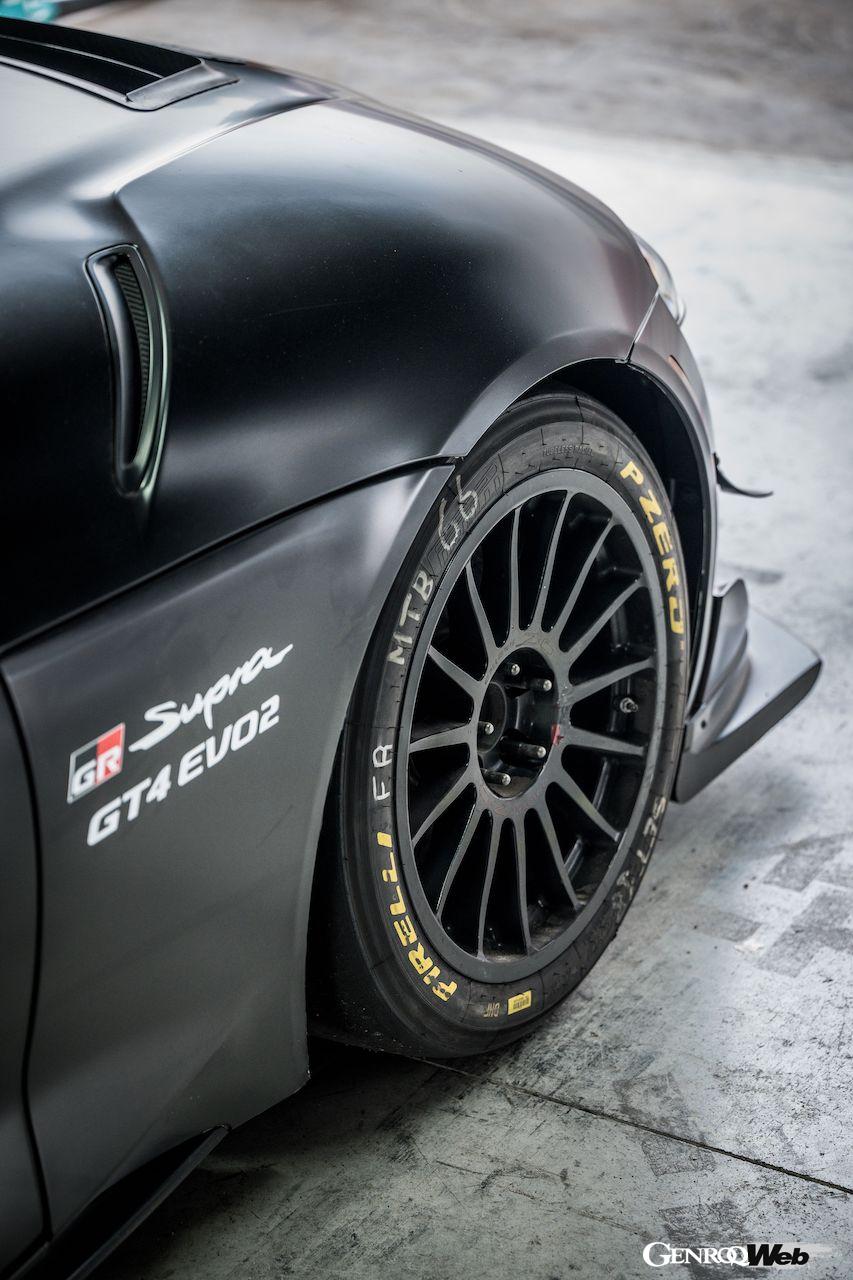 カスタマー向けレーシングカー「GR スープラ GT4 EVO2」のエクステリア。