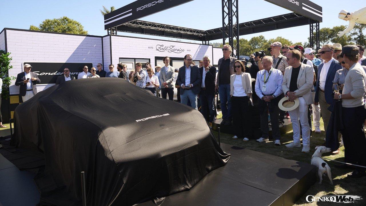 モントレー・カーウィークで公開された、ルカ・トラッツィがオーダーした「ポルシェ 993 スピードスター」。