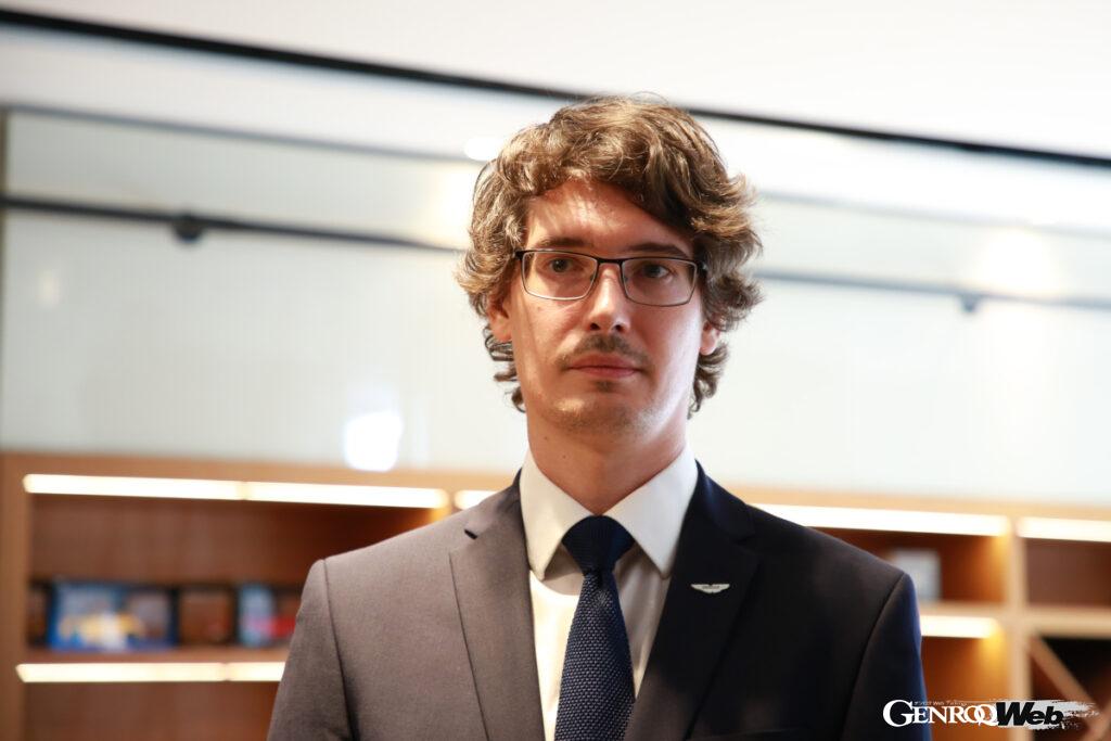 Sam Bennet
Q Special Project Sales - APAC