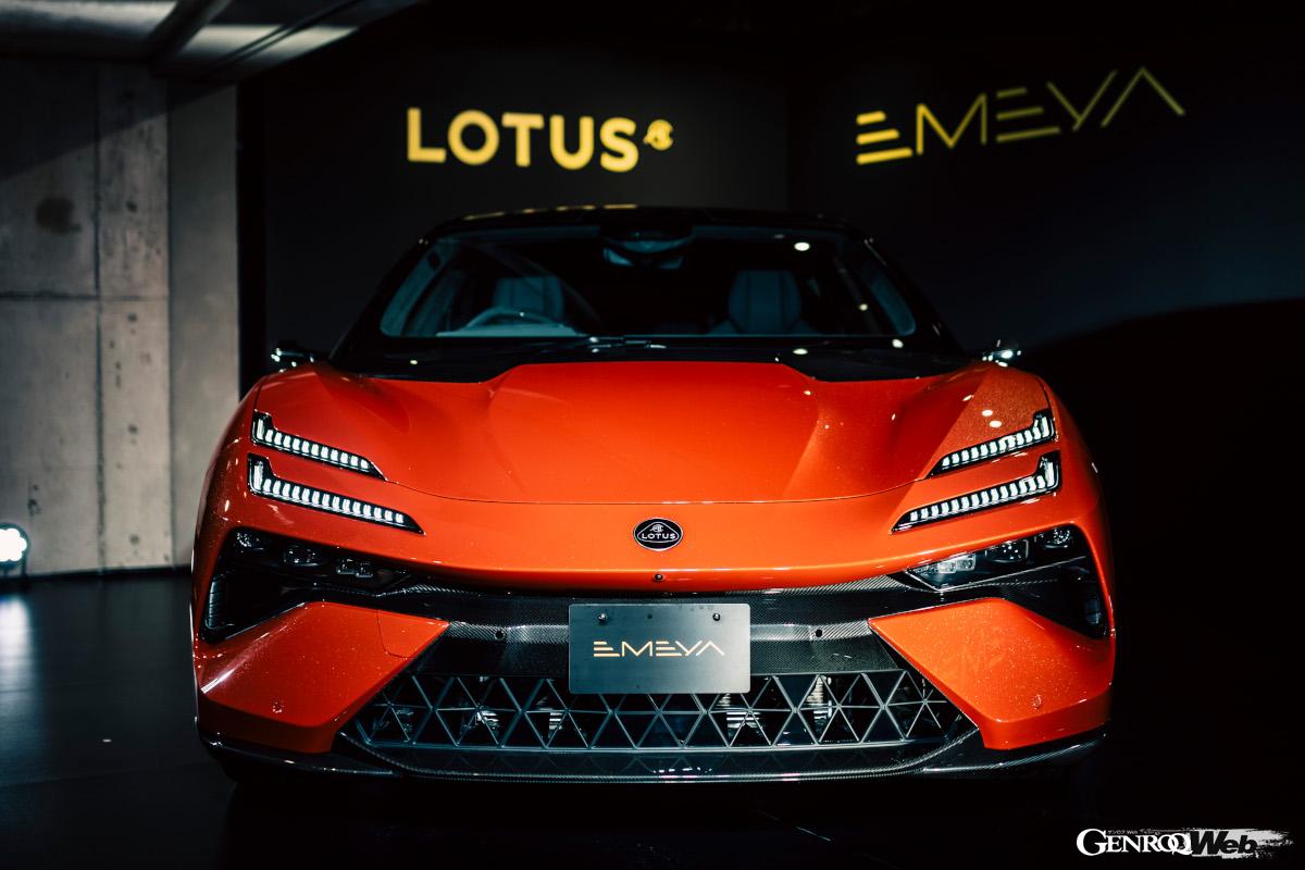 その走りはロータスに期待されるスポーツカーの指標を超えると謳う。