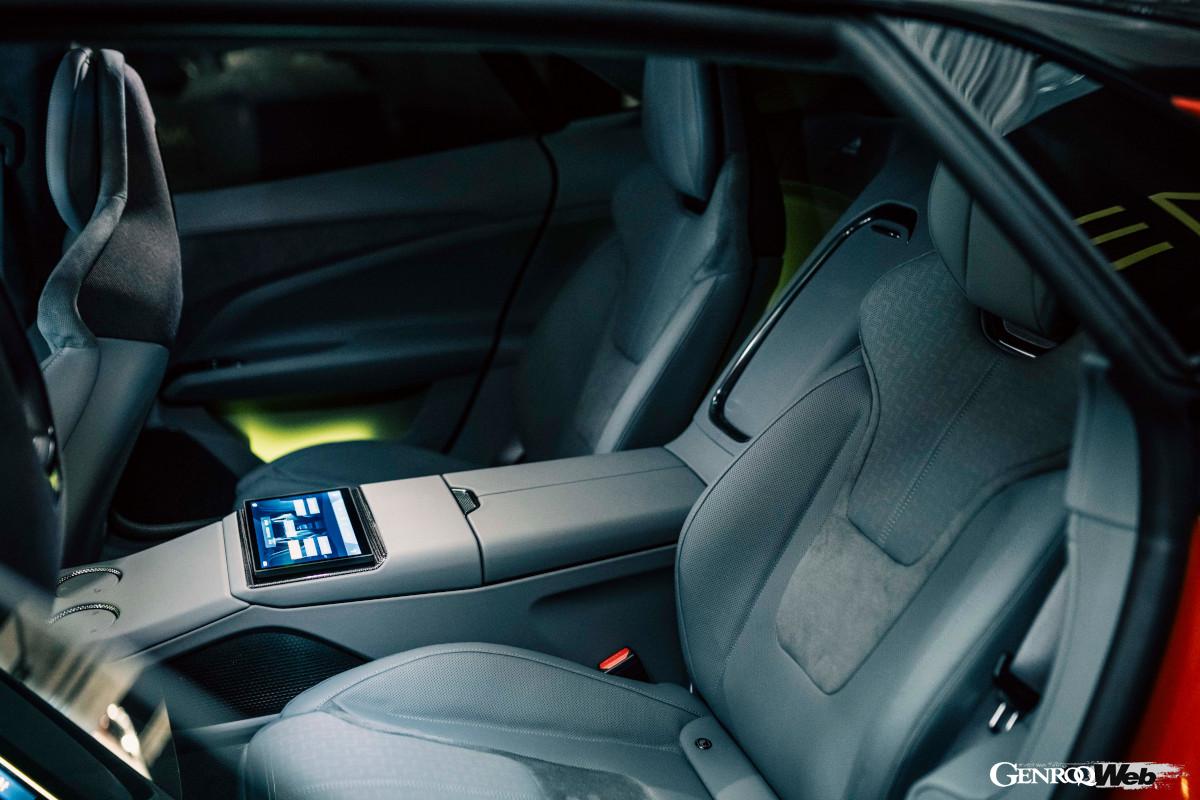 ラグジュアリーで快適な空間を目指して開発されたインテリア。