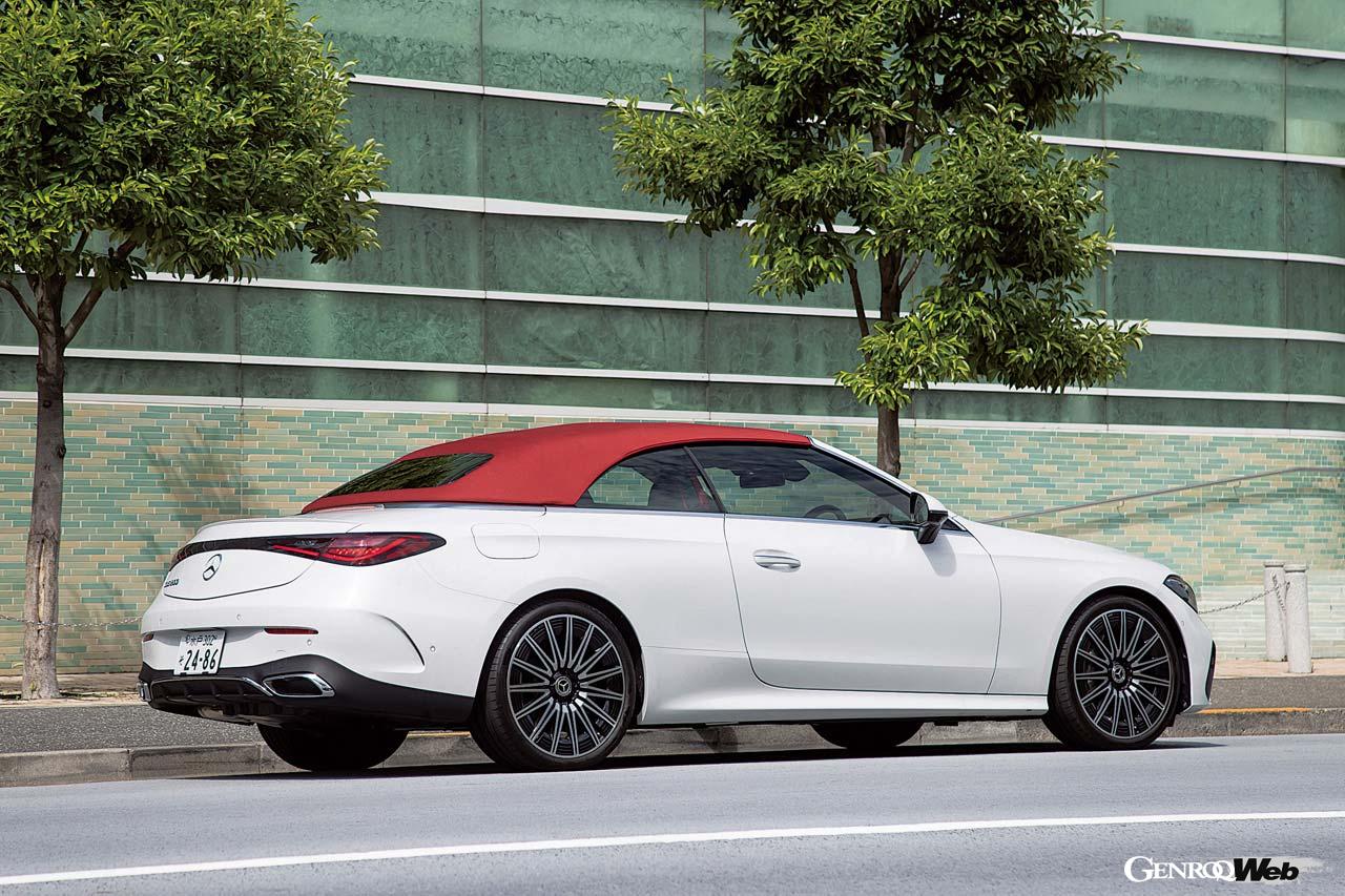 CLEに実用性と快適性を両立させたオープンモデル「CLE200カブリオレ スポーツ」が追加された。最新のインフィテインメントシステムや1年中オープンエアを楽しめる最新装備を採用しているが、意外にもその走りは佳き時代のメルセデスを彷彿とさせる通好みのテイストであった。