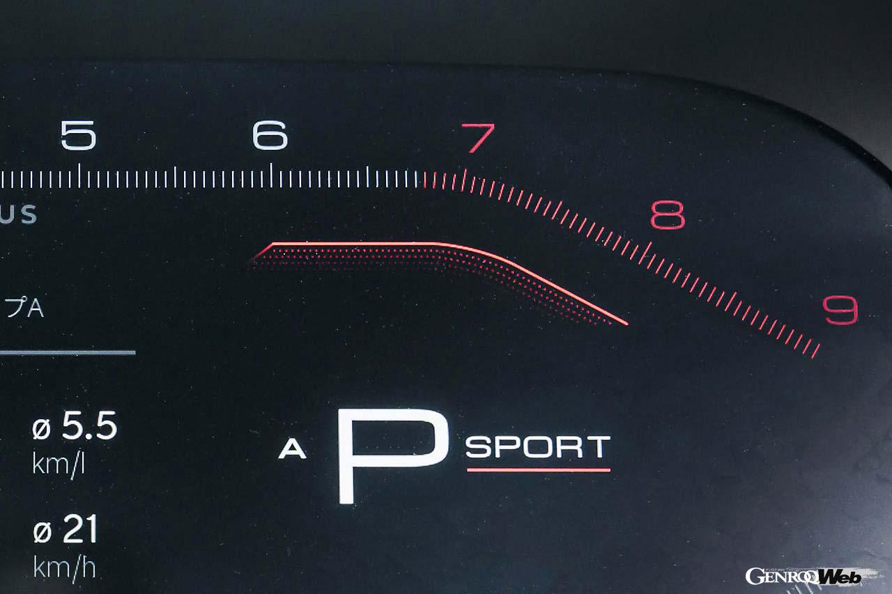 エヴォーラやエキシージでもおなじみの3.5リッターV6スーパーチャージャーは、トヨタ製2GR-FE型がベース。許容回転数は6800rpm。試乗車のトランスミッションは6速ATだが、6速MTも選べる。0-100km/h加速も最高速も、実はV6の方が速い。