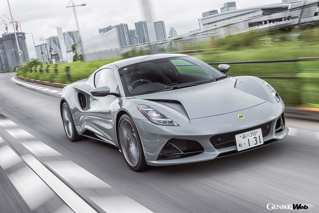 直4のシャシーはツアーだったが、明らかにV6より締め上げられた設定。スポーツシャシーはさらにハードコアなセッティングになる!?