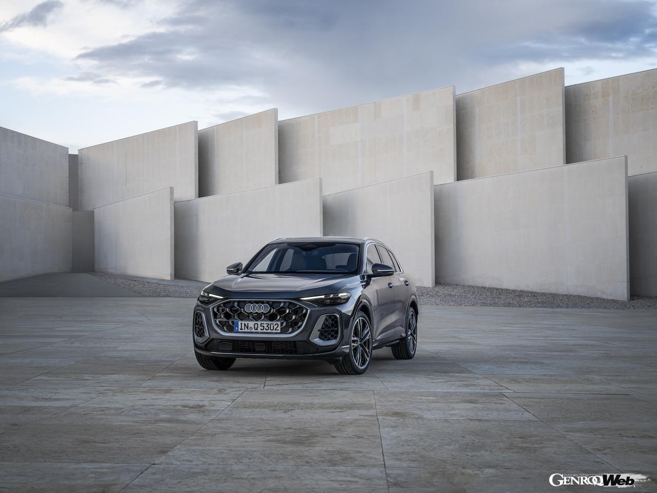 PPCベースの新世代内燃機関モデル、新型「アウディ Q5」のエクステリア。