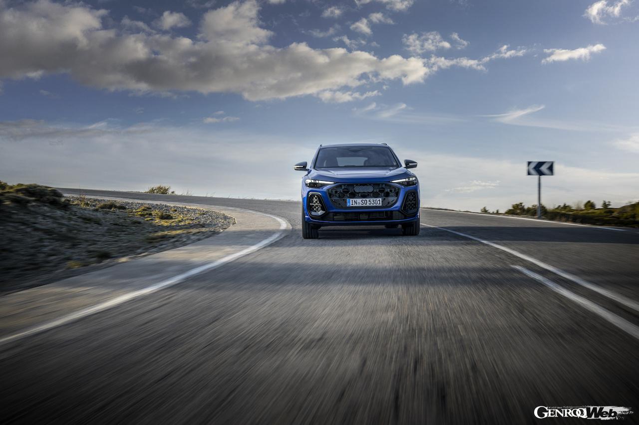 PPCベースの新世代内燃機関モデル、新型「アウディ SQ5」の走行シーン。