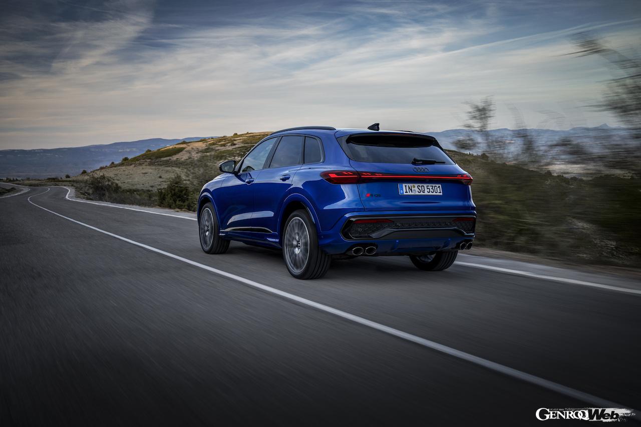 PPCベースの新世代内燃機関モデル、新型「アウディ SQ5」の走行シーン。