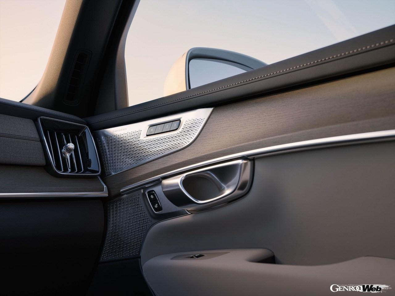 内外装をアップデートした「ボルボ XC90」改良新型のインテリア。