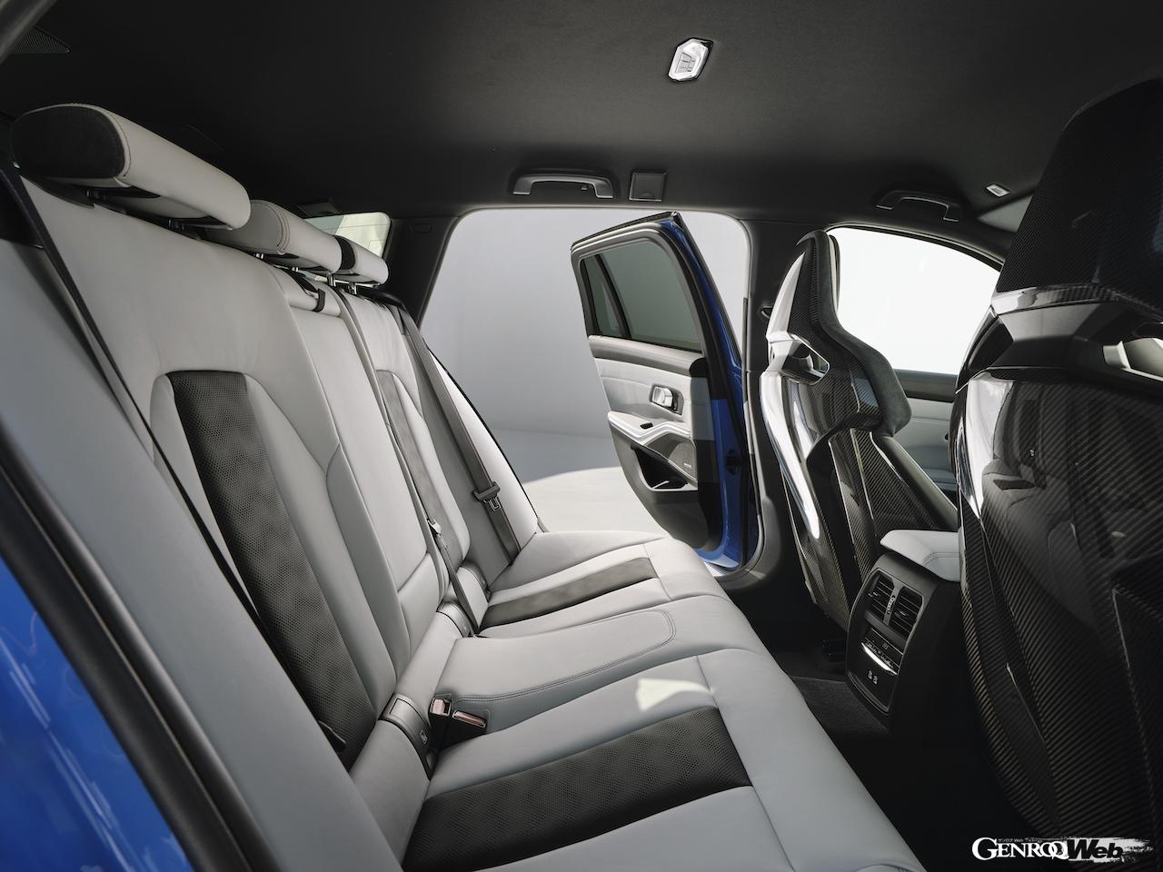 「BMW M3 ツーリング」改良新型のインテリア。