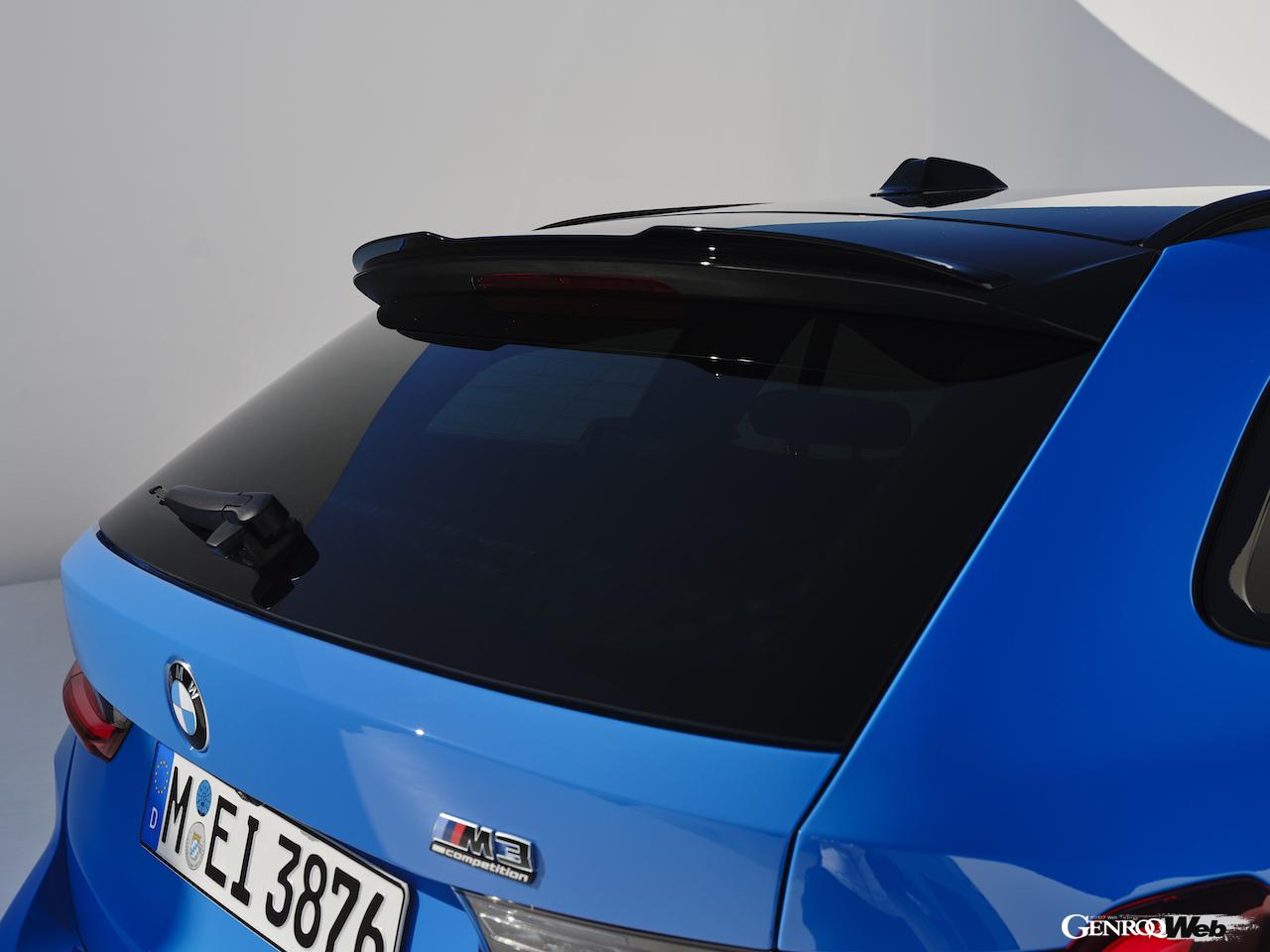 「BMW M3 ツーリング」改良新型のエクステリア。