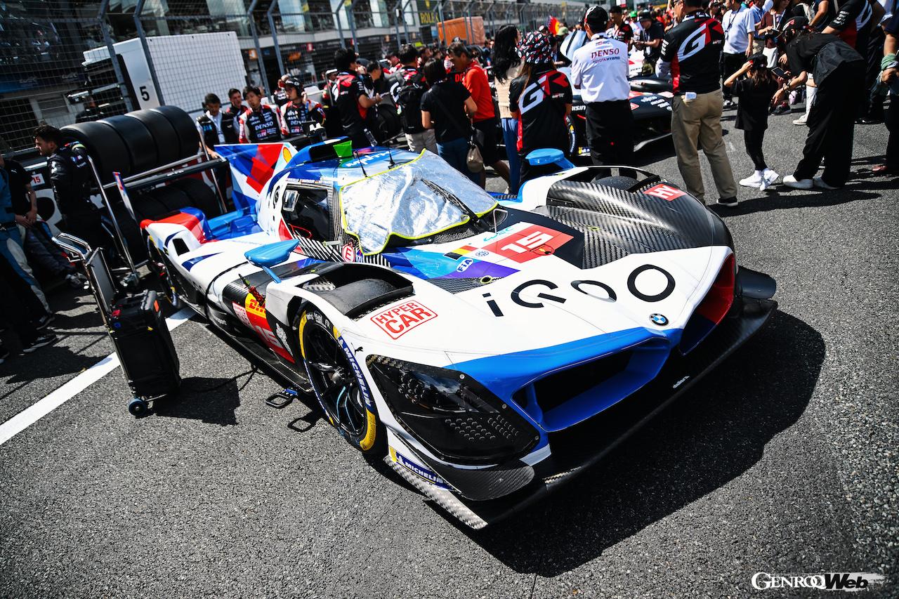 富士6時間レースのハイパーカー・クラスにおいて、2位表彰台を獲得した、BMW M ハイブリッド V8 15号車。