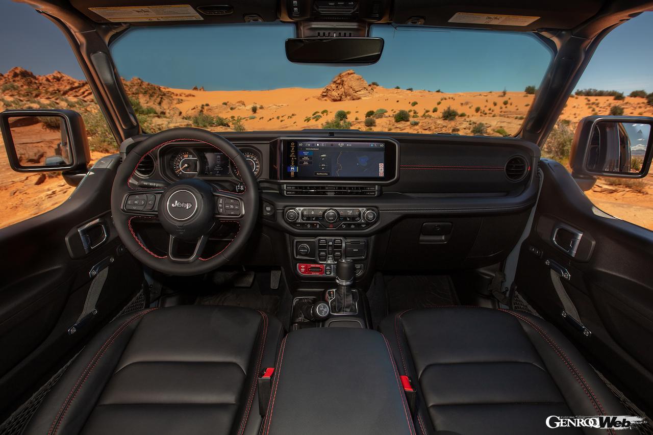 「ジープ ラングラー」2025年モデルのインテリア。