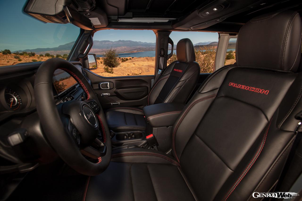 「ジープ ラングラー」2025年モデルのインテリア。