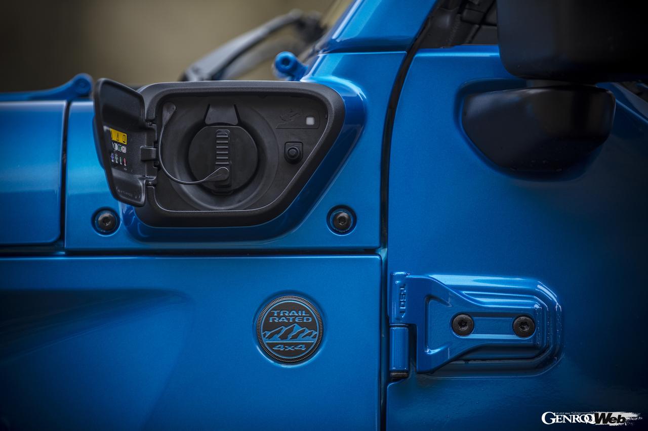 「ジープ ラングラー 4xe」2025年モデルのエクステリア。